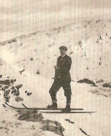 The journalist Arthur Spender takes to his skis in Norway circa 1900